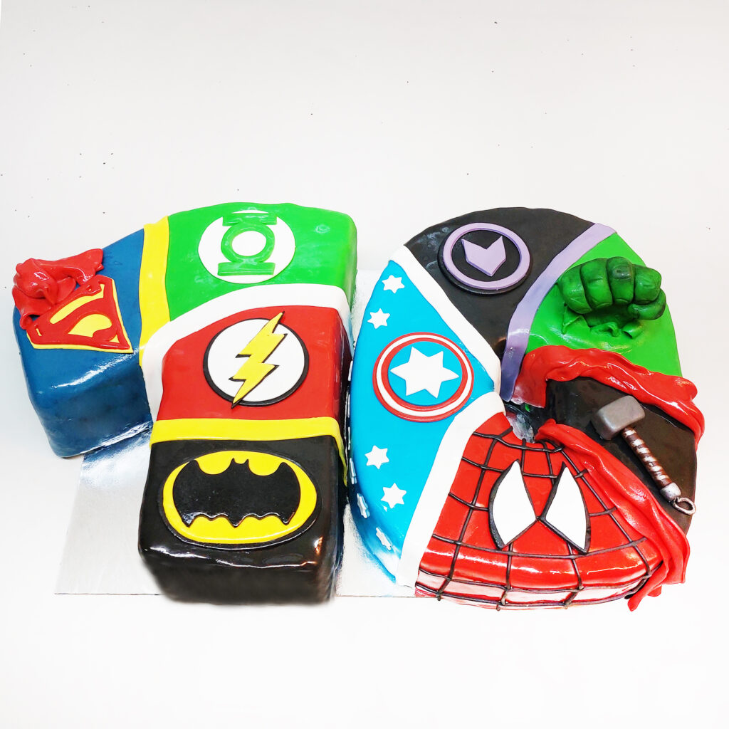 20220312_DasfeineBackerk_Superhelden-Torte